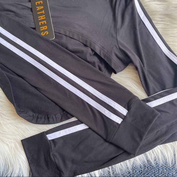 NWT ⭐️ Super Cropped Track Hoodie Sz SMALL - Picture 2 of 5